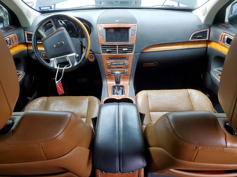 Photo 8 from auction – 2011 LINCOLN MKT with VIN 2LMHJ5FR1BBJ50493