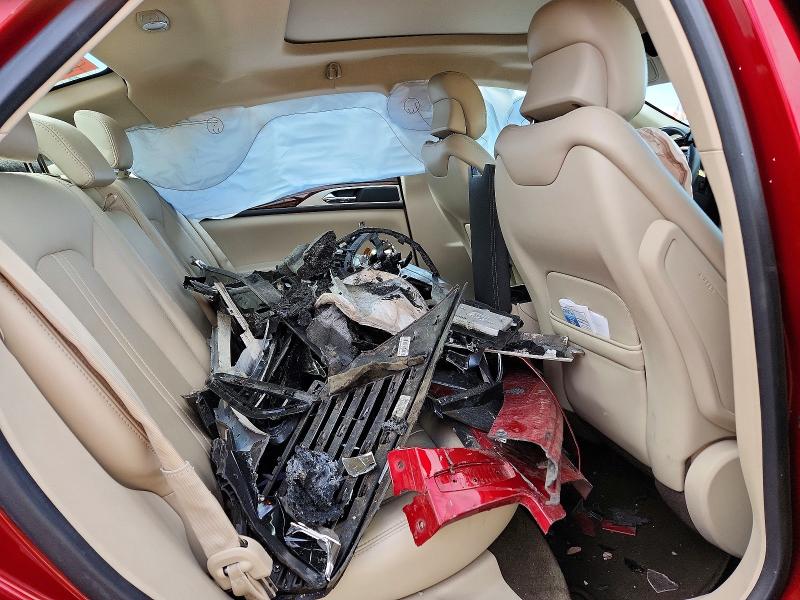 Photo 10 from auction – 2016 LINCOLN MKZ with VIN 3LN6L2G90GR605353