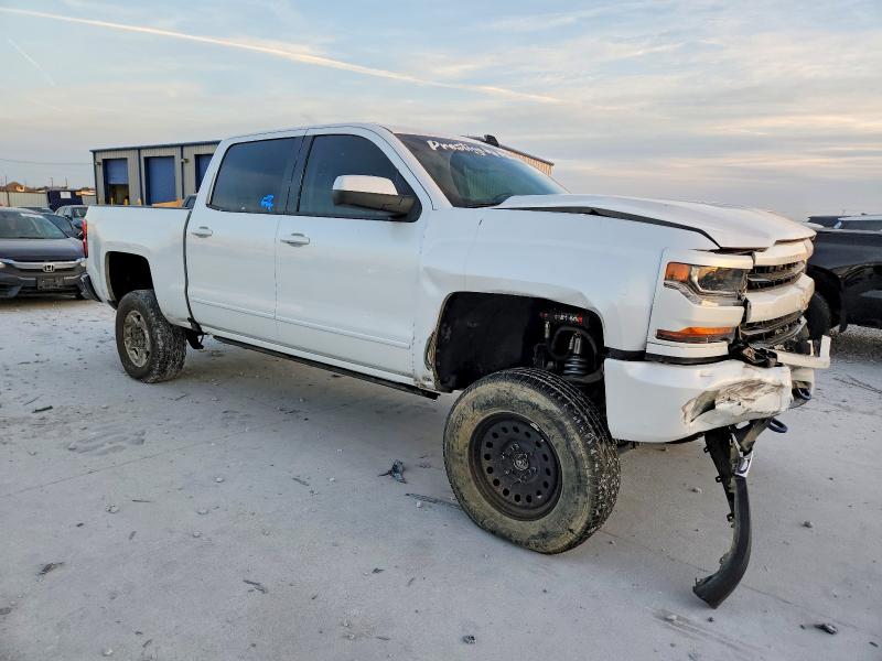 Photo 4 from auction – 2017 CHEVROLET SILVERADO with VIN 3GCUKREC6HG417391
