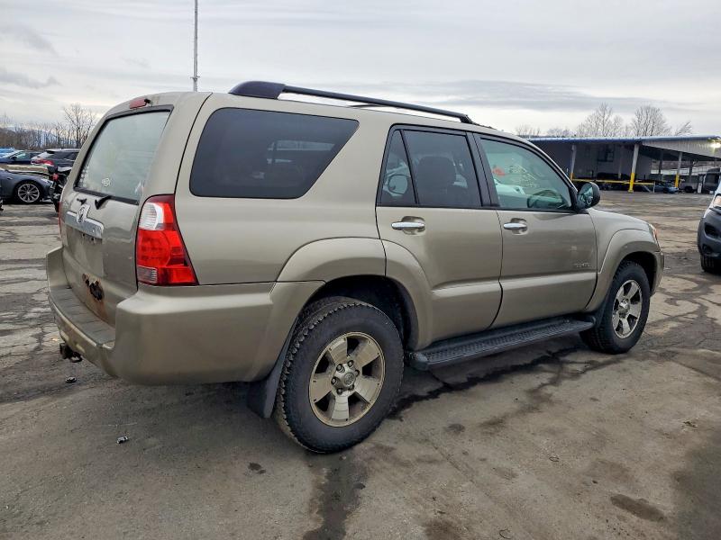 Photo 3 from auction – 2006 TOYOTA 4 RUNNER with VIN JTEBU14R760095527