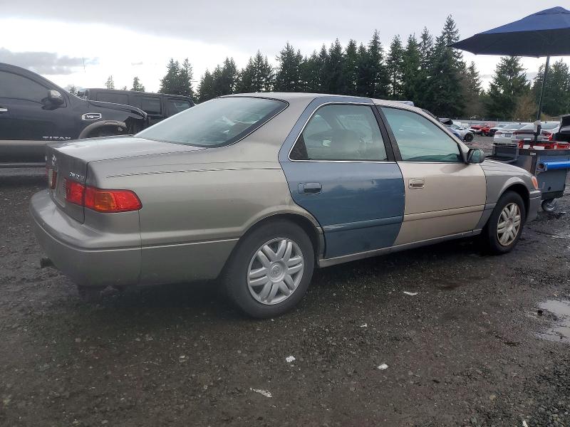 Photo 3 from auction – 2001 TOYOTA CAMRY with VIN 4T1BG22K01U036369
