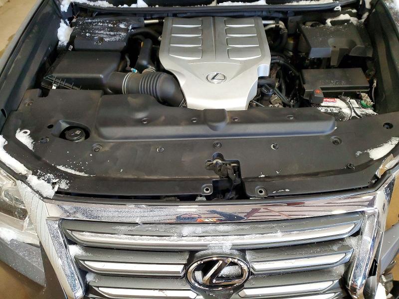 Photo 12 from auction – 2016 LEXUS GX 460 with VIN JTJBM7FX4G5132845