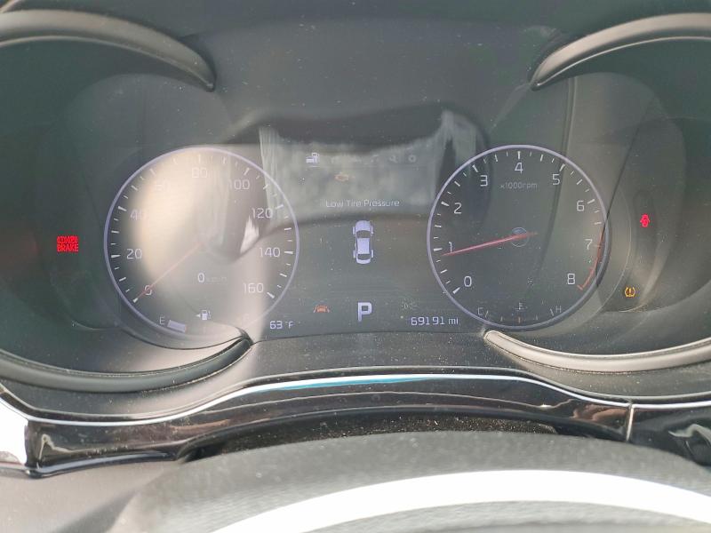 Photo 9 from auction – 2015 KIA K900 with VIN KNALW4D4XF6017391