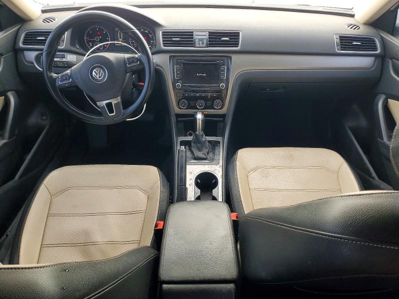 Photo 8 from auction – 2015 VOLKSWAGEN PASSAT with VIN 1VWBV7A31FC060501