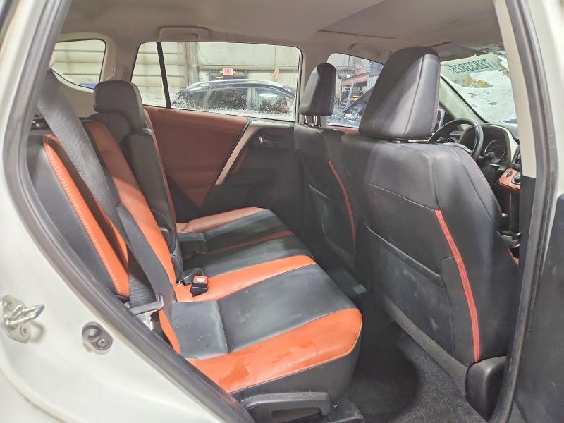 Photo 11 from auction – 2013 TOYOTA RAV4 LIMIT with VIN 2T3DFREVXDW022033
