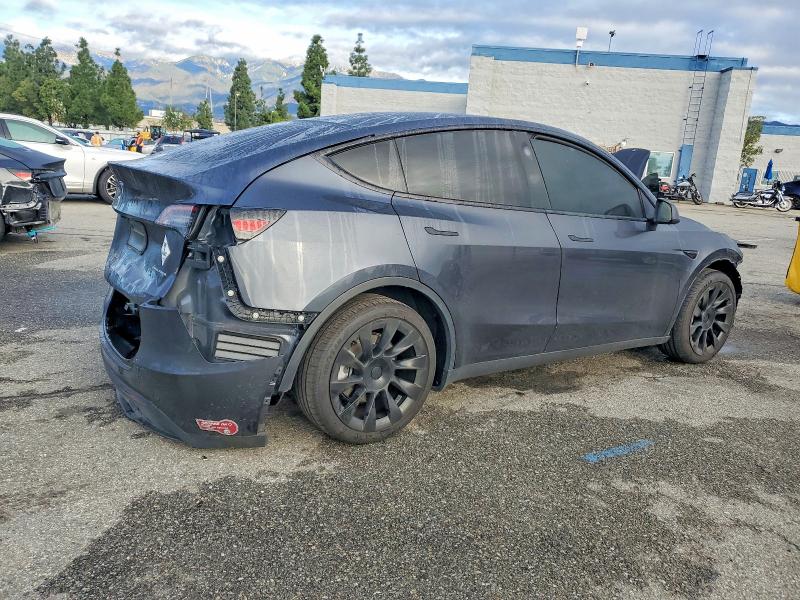 Photo 3 from auction – 2024 TESLA MODEL Y with VIN 7SAYGDEE0RA233238