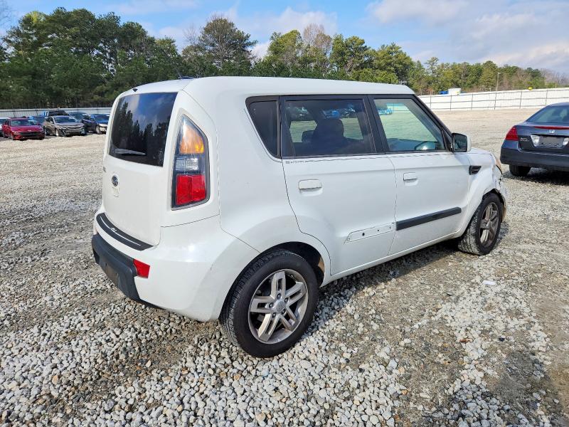 Photo 3 from auction – 2010 KIA SOUL + with VIN KNDJT2A23A7701728