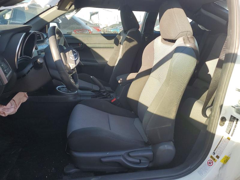 Photo 7 from auction – 2014 TOYOTA SCION TC with VIN JTKJF5C75E3074604