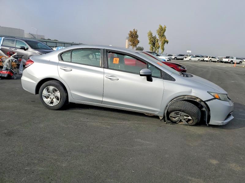 Photo 4 from auction – 2014 HONDA CIVIC LX with VIN 19XFB2F56EE213262