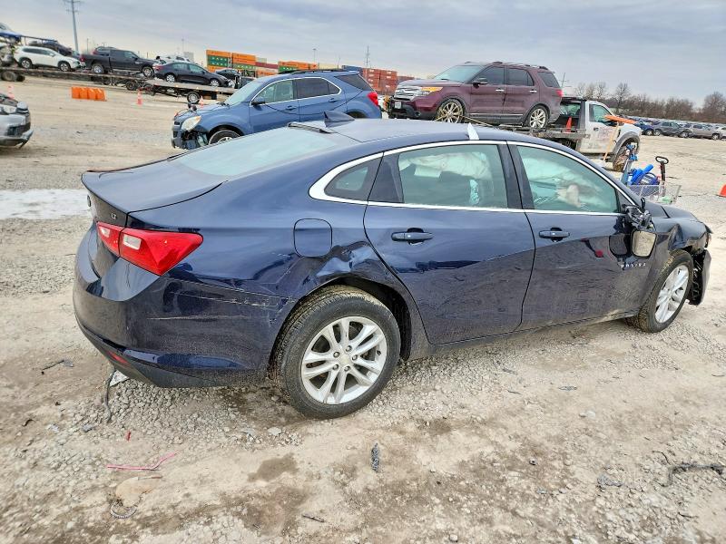 Photo 3 from auction – 2017 CHEVROLET MALIBU LT with VIN 1G1ZE5ST2HF231836