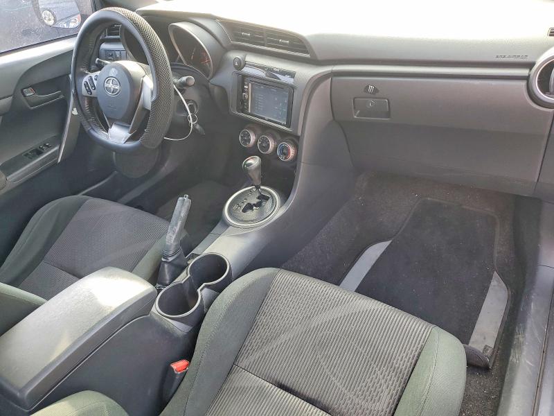 Photo 8 from auction – 2011 TOYOTA SCION TC with VIN JTKJF5C7XB3007847