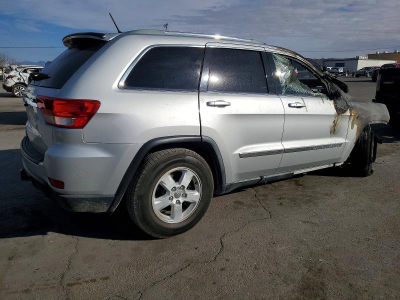 Photo 3 from auction – 2011 JEEP GRAND CHEROKEE with VIN 1J4RR4GGXBC579243