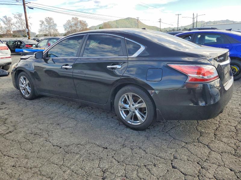 Photo 2 from auction – 2015 NISSAN ALTIMA 2.5 with VIN 1N4AL3AP5FN301695