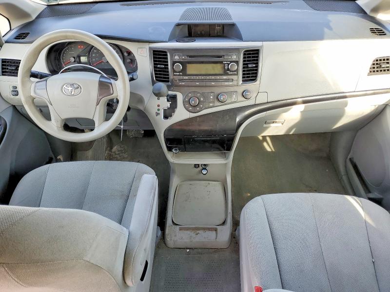 Photo 8 from auction – 2013 TOYOTA SIENNA with VIN 5TDZK3DC6DS280842