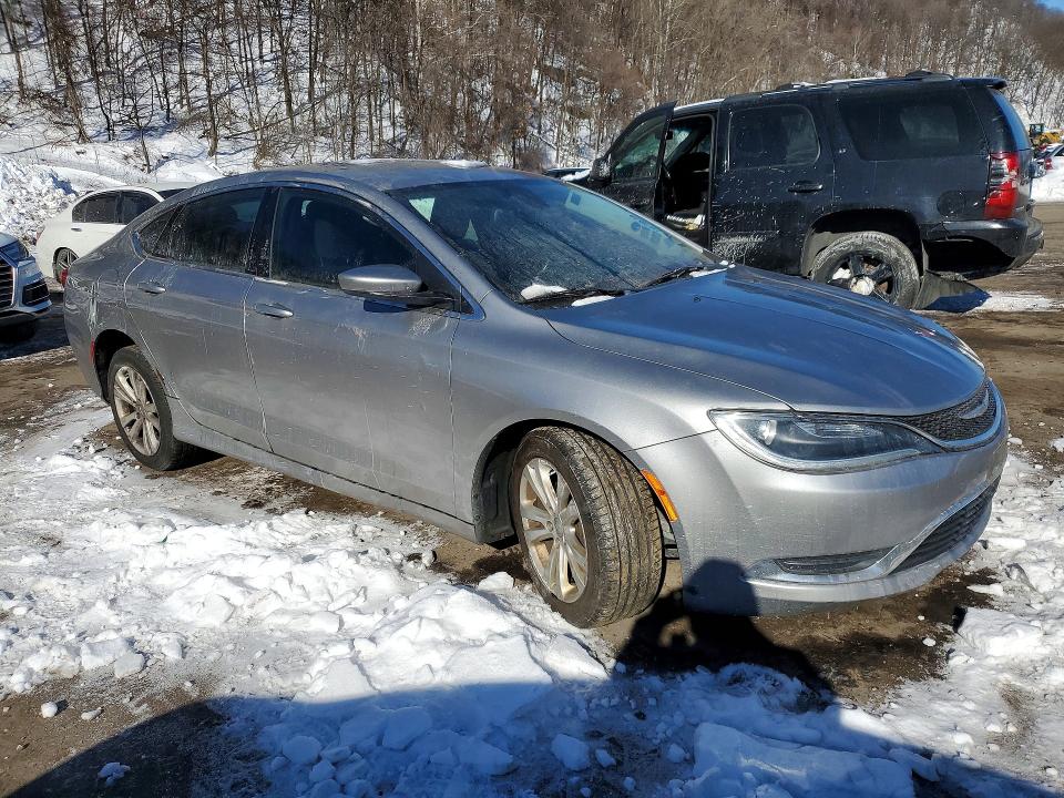 Photo 4 from auction – 2015 CHRYSLER 200 LIMITE with VIN 1C3CCCAB1FN734605