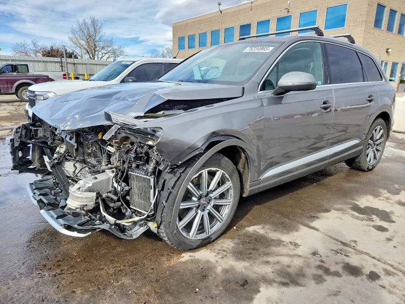 AUDI Q7 PRESTIG 2017 with VIN WA1VAAF76HD055175 - Photo from auction
