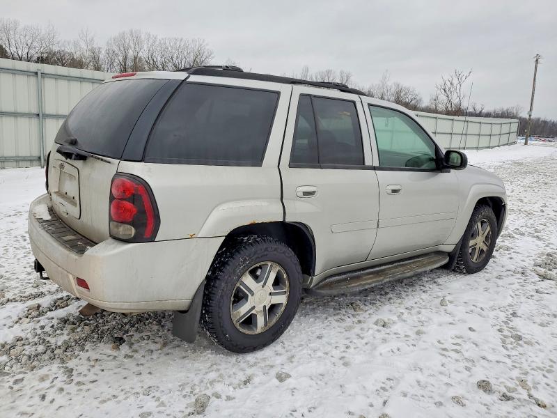 Photo 3 from auction – 2007 CHEVROLET TRAILBLAZE with VIN 1GNDT13SX72309654