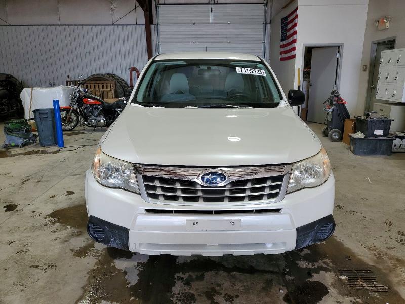 Photo 5 from auction – 2013 SUBARU FORESTER 2 with VIN JF2SHAAC8DG405456