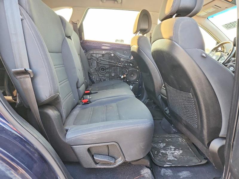 Photo 10 from auction – 2016 KIA SORENTO LX with VIN 5XYPG4A36GG092567