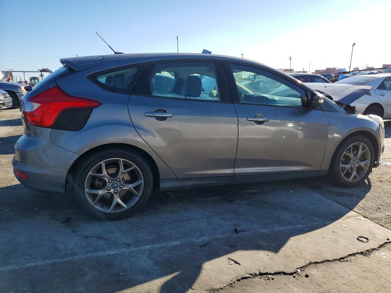 Photo 3 from auction – 2013 FORD FOCUS SE with VIN 1FADP3K21DL279773