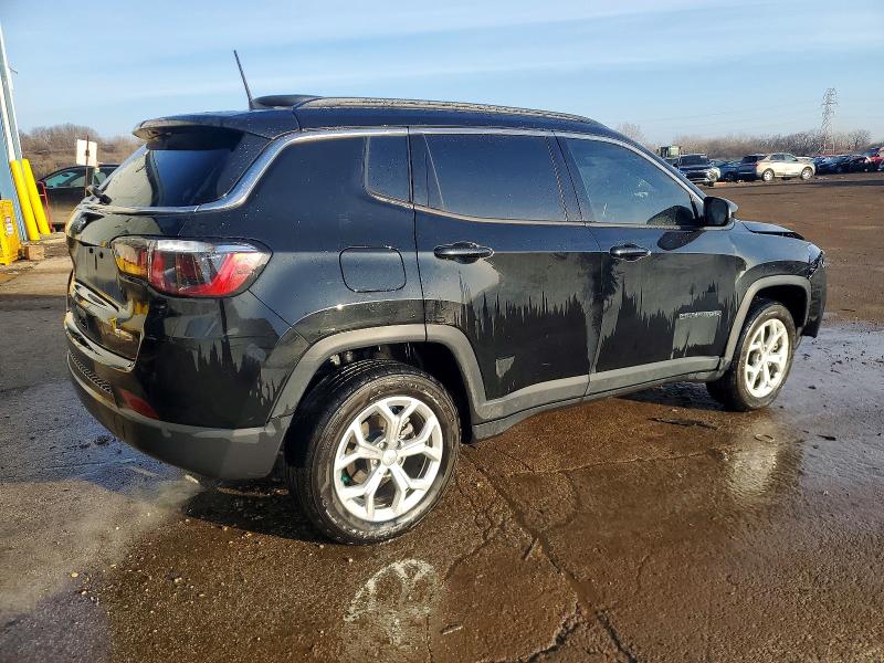 Photo 3 from auction – 2024 JEEP COMPASS LA with VIN 3C4NJDBN6RT152867