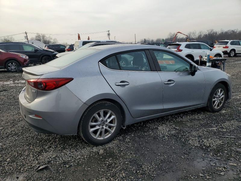 Photo 3 from auction – 2014 MAZDA 3 TOURING with VIN JM1BM1V70E1187928