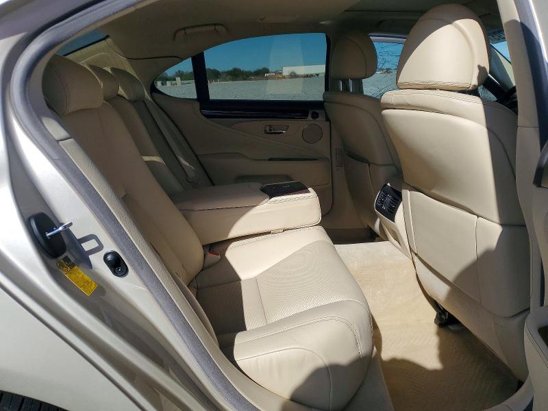 Photo 10 from auction – 2015 LEXUS LS 460 with VIN JTHCL5EF3F5023491