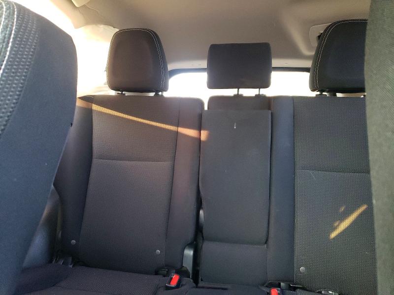 Photo 10 from auction – 2018 TOYOTA RAV4 ADVEN with VIN JTMWFREV1JD119400
