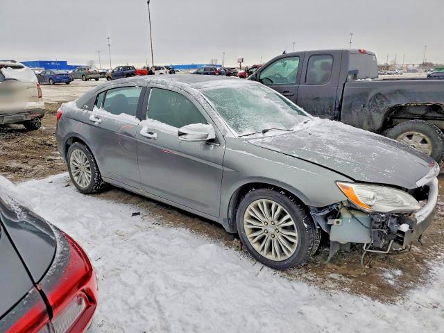 Photo 4 from auction – 2013 CHRYSLER 200 LIMITE with VIN 1C3CCBCG7DN520962