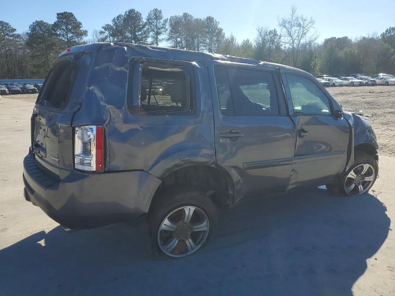 Photo 3 from auction – 2015 HONDA PILOT with VIN 5FNYF3H33FB034591