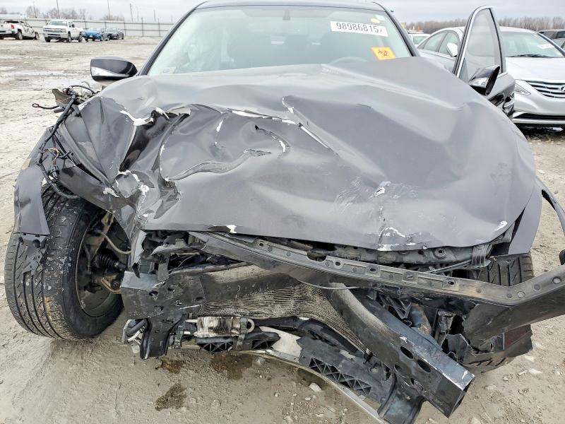 Photo 11 from auction – 2014 INFINITI Q50 BASE with VIN JN1BV7AR8EM693354