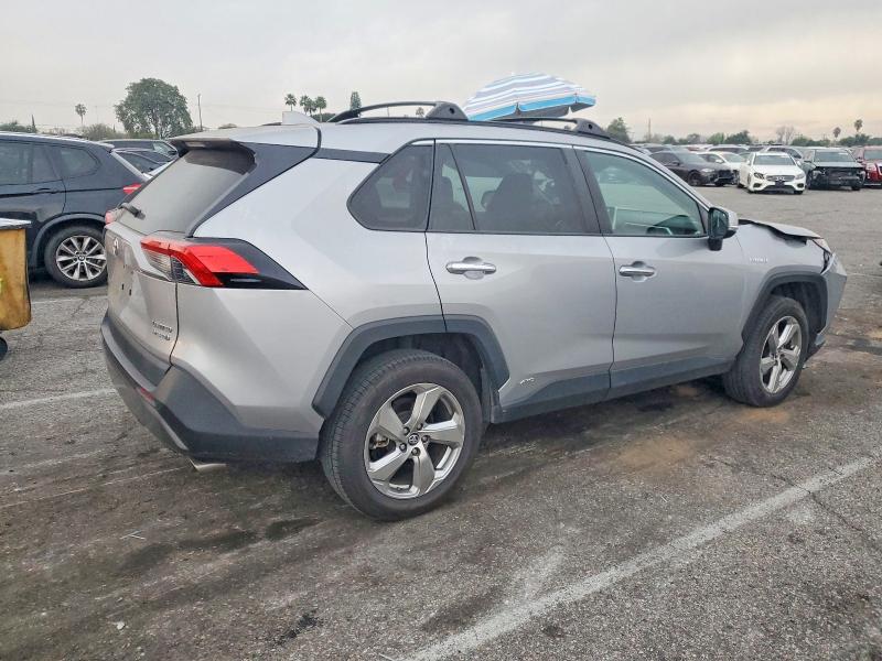 Photo 3 from auction – 2019 TOYOTA RAV4 LIMIT with VIN 2T3DWRFV7KW038170