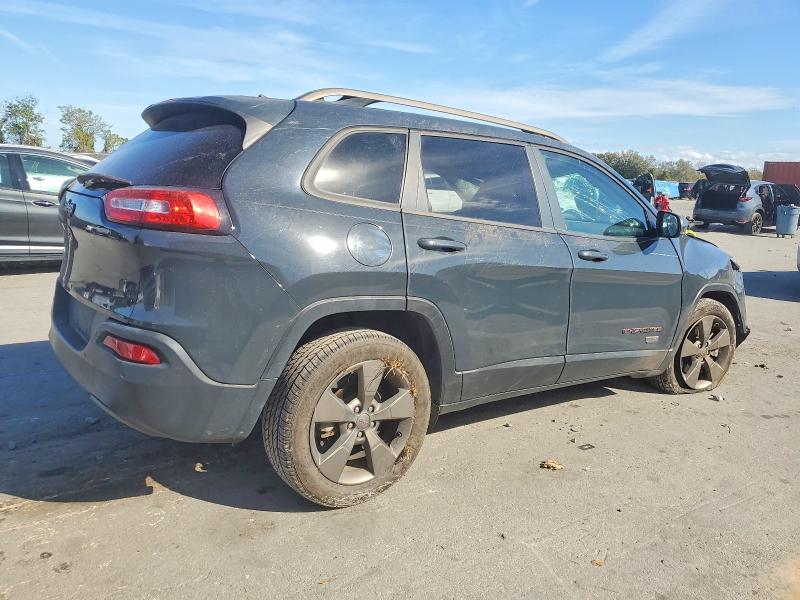 Photo 3 from auction – 2017 JEEP CHEROKEE L with VIN 1C4PJLCB1HW534885