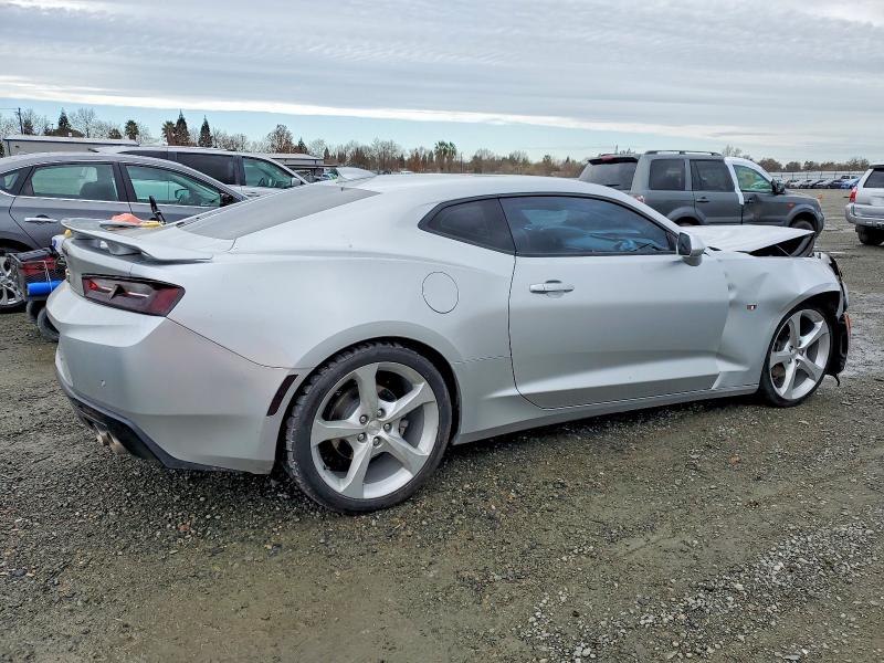 Photo 3 from auction – 2016 CHEVROLET CAMARO with VIN 1G1FC1RS2G0117979