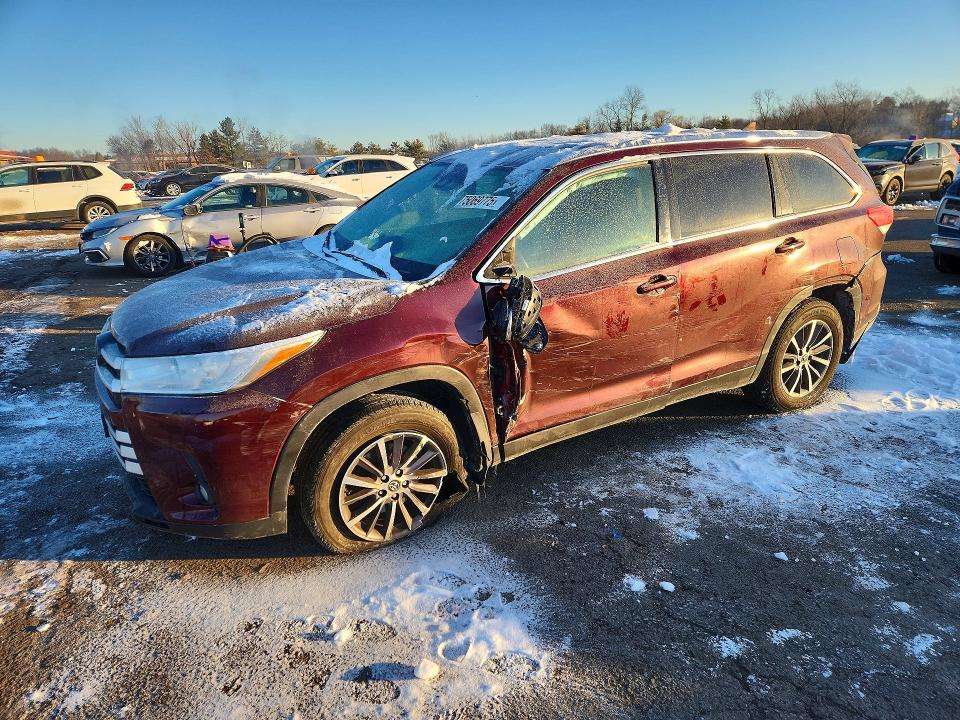 Photo 1 from auction – 2019 TOYOTA HIGHLANDER with VIN 5TDJZRFH2KS968435