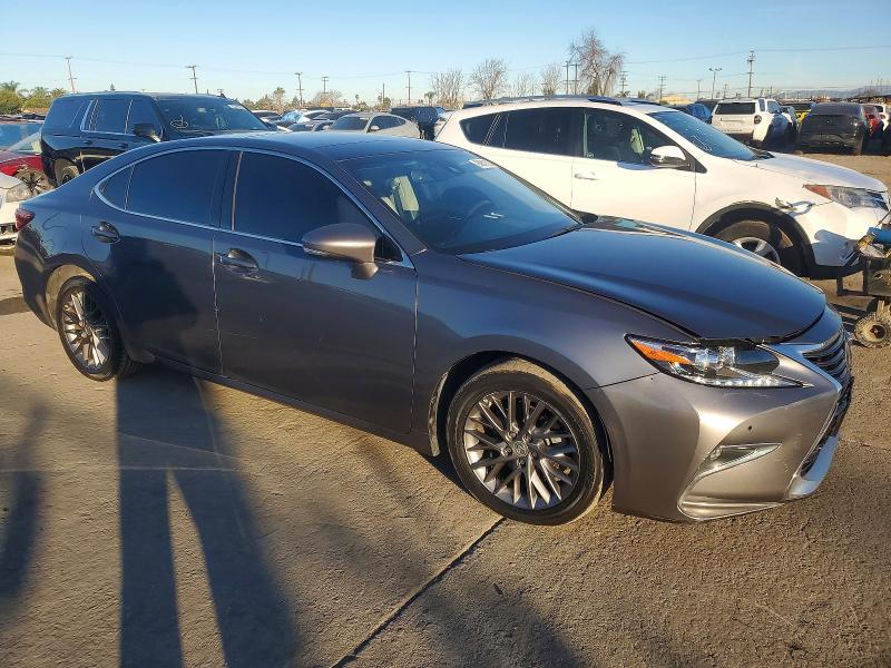 Photo 4 from auction – 2018 LEXUS ES 350 with VIN 58ABK1GG3JU107389