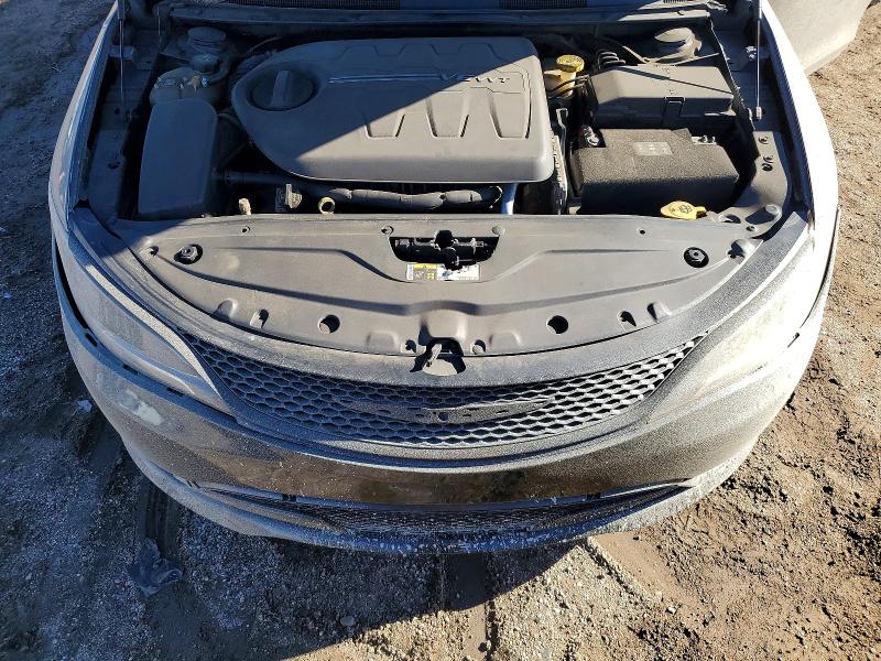 Photo 11 from auction – 2016 CHRYSLER 200 S with VIN 1C3CCCBG0GN163054
