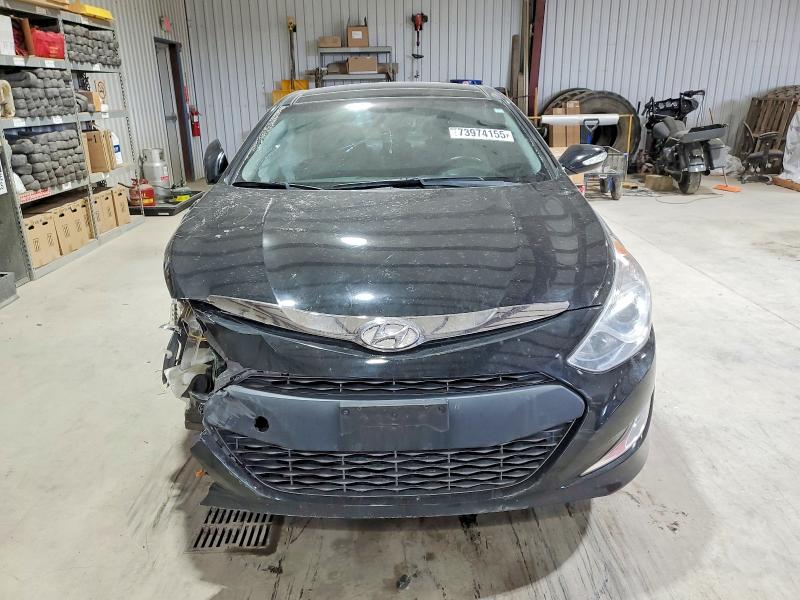 Photo 5 from auction – 2014 HYUNDAI SONATA with VIN KMHEC4A45EA109170