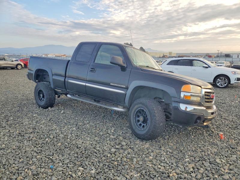 Photo 4 from auction – 2005 GMC SIERRA K25 with VIN 1GTHK29UX5E279658