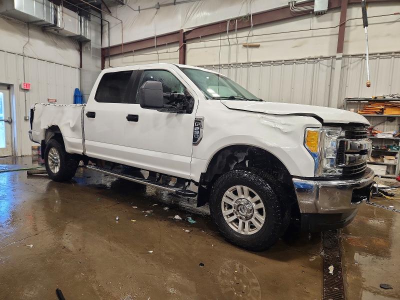 Photo 4 from auction – 2017 FORD F250 SUPER with VIN 1FT7W2B66HEB68119
