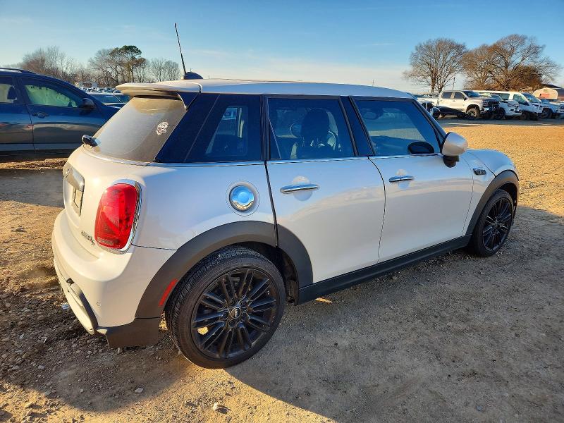 Photo 3 from auction – 2023 MINI COOPER with VIN WMW53DK0XP2U01133