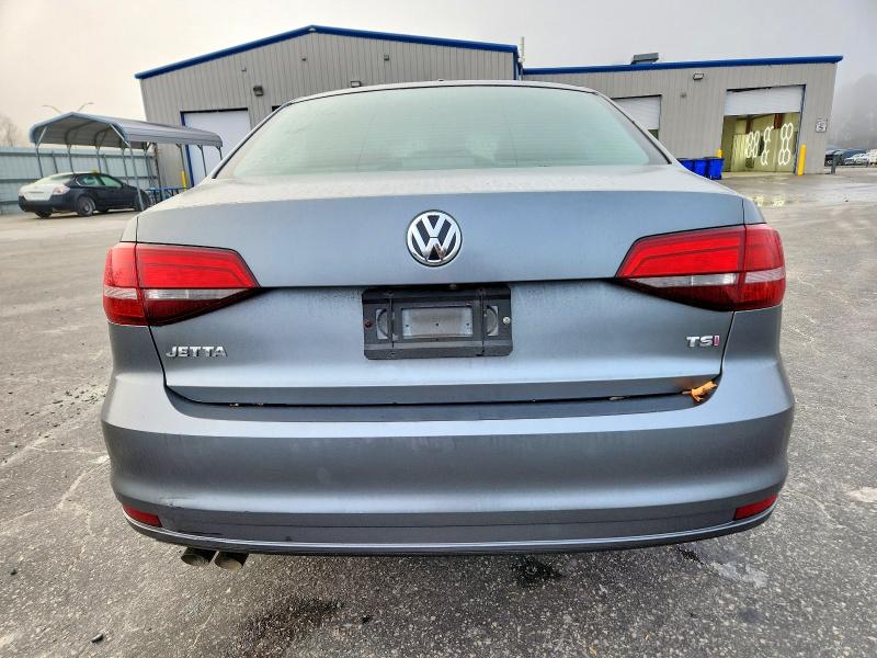 Zdjęcie 6 z aukcji – 2017 VOLKSWAGEN JETTA S z VIN 3VW2B7AJ3HM260191
