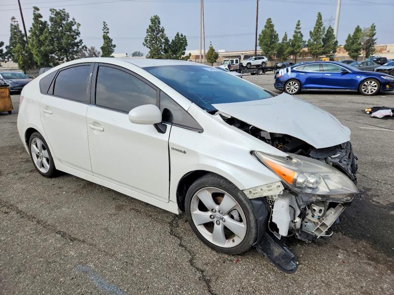 Photo 4 from auction – 2014 TOYOTA PRIUS with VIN JTDKN3DU0E1804373