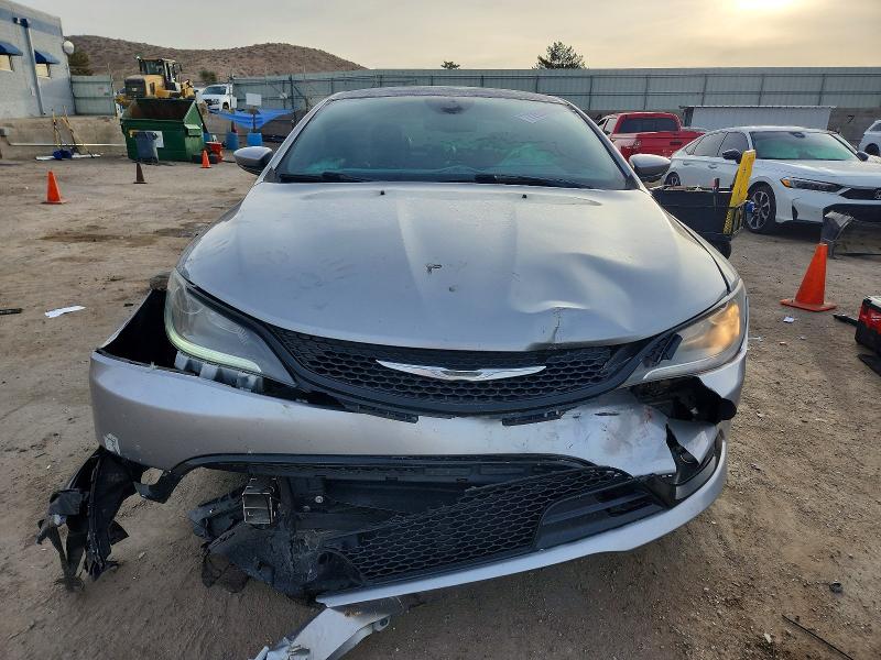 Photo 5 from auction – 2015 CHRYSLER 200 with VIN 1C3CCCBB3FN561801