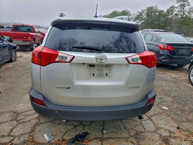 Photo 6 from auction – 2015 TOYOTA RAV4 LIMIT with VIN 2T3YFREV4FW216027