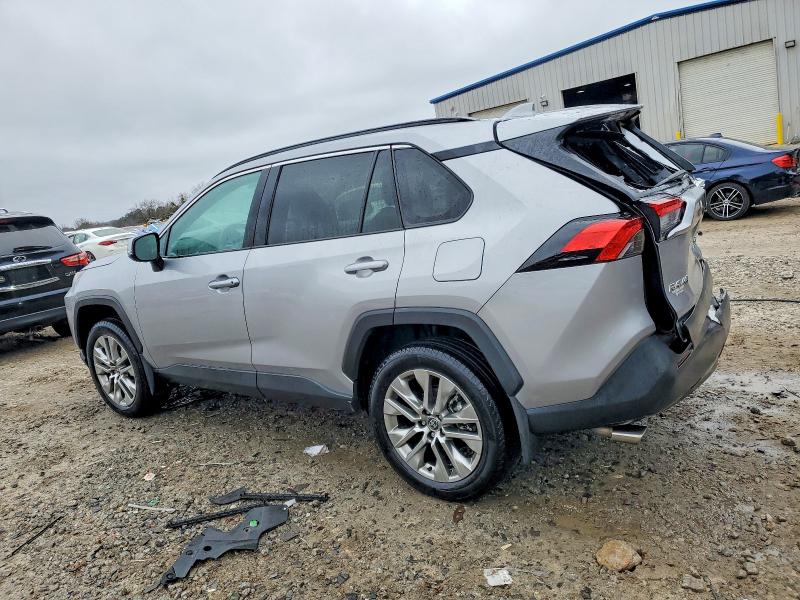 Photo 2 from auction – 2024 TOYOTA RAV4 XLE P with VIN 2T3A1RFVXRC416642