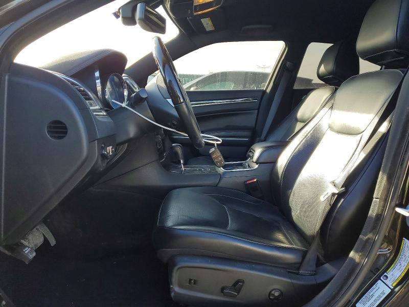 Photo 7 from auction – 2013 CHRYSLER 300C with VIN 2C3CCAKT6DH538225
