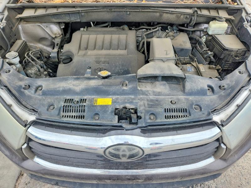 Photo 12 from auction – 2015 TOYOTA HIGHLANDER with VIN 5TDDKRFH2FS121051