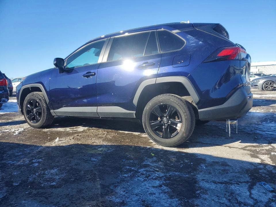 Photo 2 from auction – 2021 TOYOTA RAV4 with VIN 2T3W1RFV2MW112346