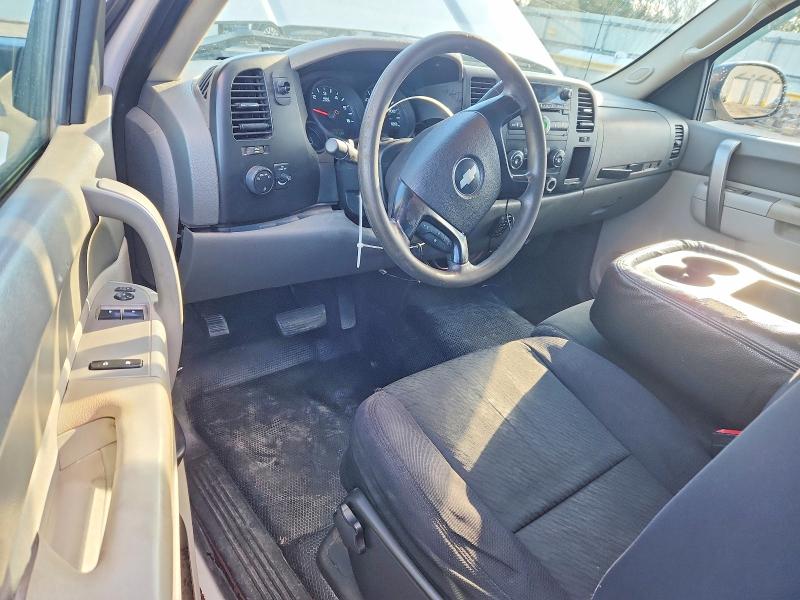 Photo 8 from auction – 2010 CHEVROLET SILVERADO with VIN 1GCPCPEX9AZ189846